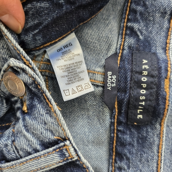 Aero 90's Baggy Straight Leg Jeans Size 00Reg - Picture 4 of 4